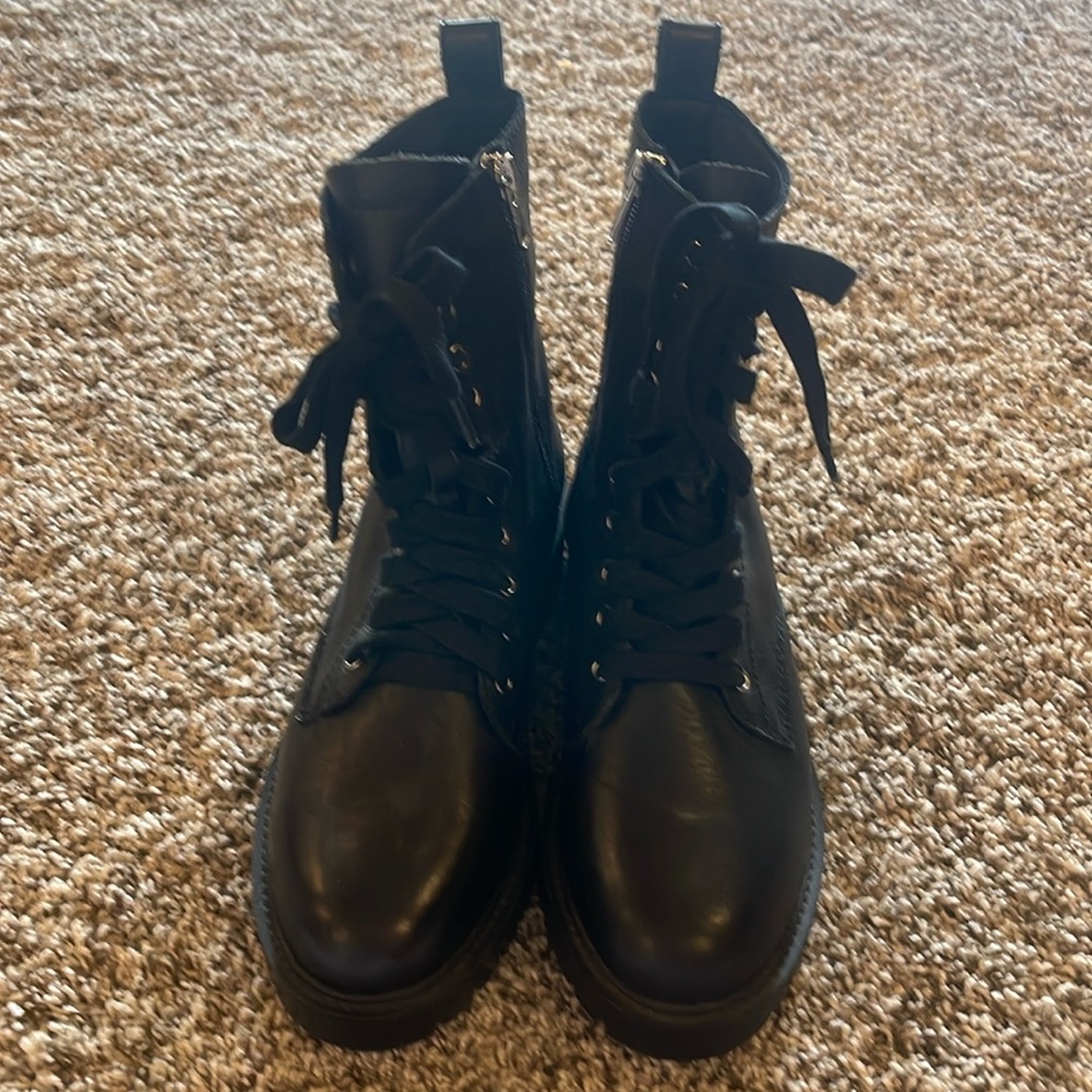Steve Madden Black Leather Booties